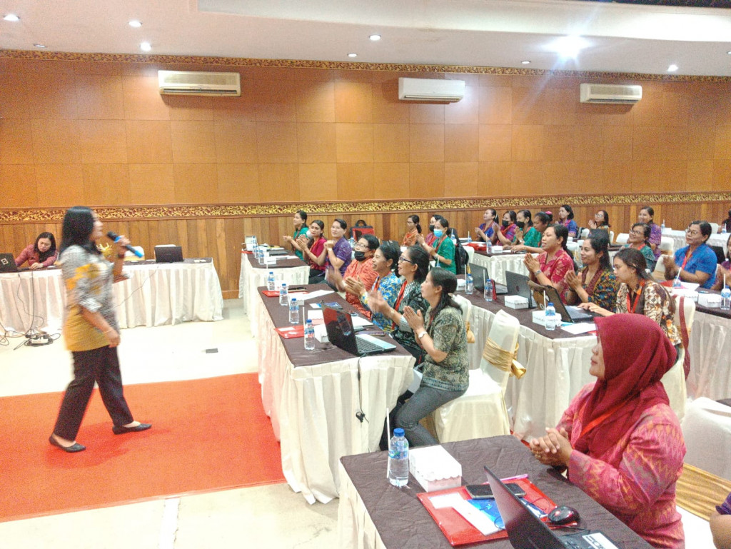 BIMBINGAN TEKNIS PENGUATAN KOMPETENSI GURU DALAM BENTUK LESSON STUDY TERHADAP PROSES PEMBELAJARAN YANG EFEKTIF PADA JENJANG PAUD DI KABUPATEN BADUNG TAHUN 2022